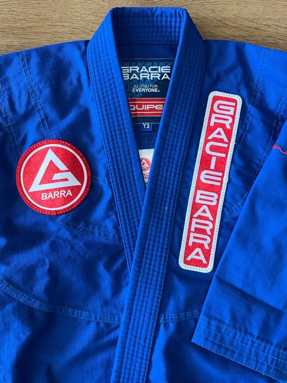 Gracie Barra Kids Jiu Jitsu Kimono - Picture 3 of 8